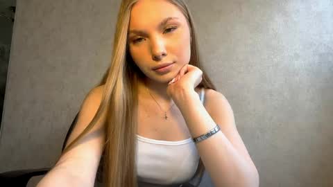 Caroline online show from 28, 3, 2026
