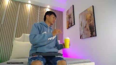 Snapshot of adrianstark_ chatting on 1, 7, 2026 adrianstark_ online show from 1, 7, 2026