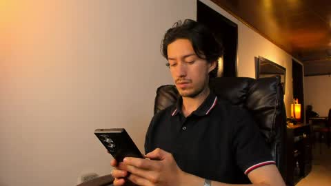 Adrian Williams online show from 3, 4, 2026