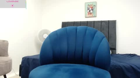 adriel_escalante online show from 10, 2, 2026