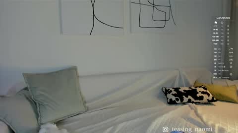 Snapshot of aesthetics_tease chatting on 4, 5, 2026 Naomi My instagram account - teasing naomi online show from 4, 5, 2026
