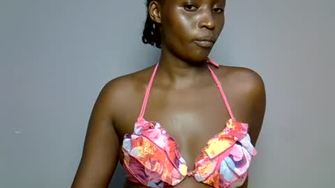 Snapshot of africanuh chatting on 18, 7, 2026 Africanuh online show from 18, 7, 2026