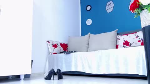 Amalia online show from 19, 2, 2025