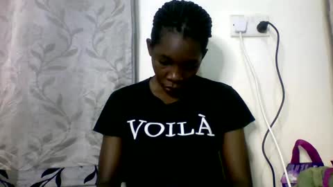 Snapshot of afronubians_ chatting on 10, 2, 2025 pink and josphen online show from 10, 2, 2025