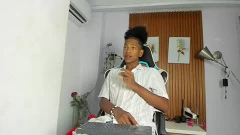 Snapshot of afrowayuu chatting on 15, 6, 2026 afrowayuu online show from 15, 6, 2026