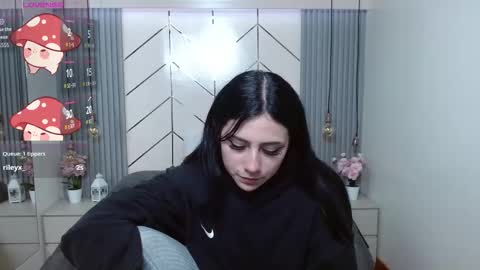 Kimberly online show from 5, 11, 2025