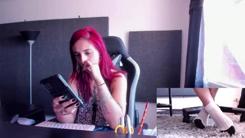 Agata Collinss online show from 3, 4, 2026