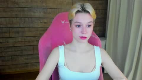 Snapshot of agatagate chatting on 6, 5, 2026 AgataGate online show from 6, 5, 2026