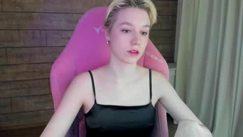 Snapshot of agatagate chatting on 17, 5, 2026 AgataGate online show from 17, 5, 2026