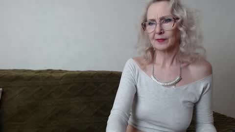 Snapshot of agatha_moore_ chatting on 24, 2, 2025 Agatha online show from 24, 2, 2025