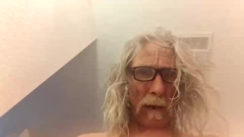 Snapshot of agedhardwood59618233 chatting on 11, 11, 2025 agedhardwood59618233 online show from 11, 11, 2025