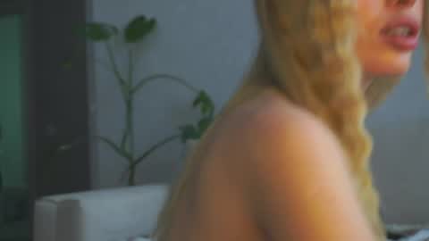 Snapshot of agent_blonde chatting on 10, 5, 2026 May online show from 10, 5, 2026