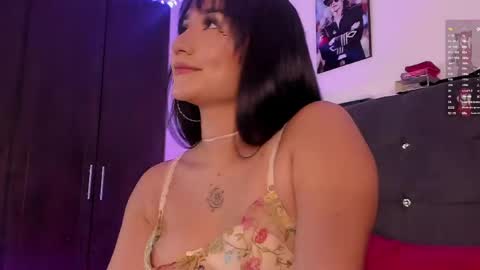 Snapshot of aggie_swett chatting on 24, 4, 2026 Maggie online show from 24, 4, 2026