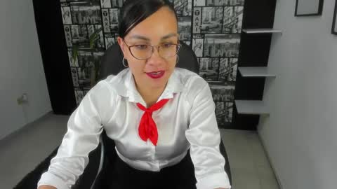 Aghata Moon online show from 17, 12, 2024