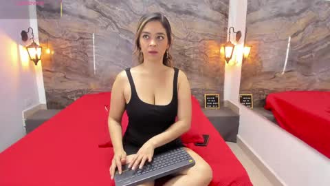 agnes_02 online show from 22, 5, 2026
