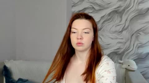 Agnia White online show from 25, 11, 2025