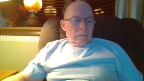 Snapshot of aguynrkfrd chatting on 3, 12, 2024 aguynrkfrd online show from 3, 12, 2024