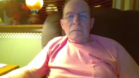 Snapshot of aguynrkfrd chatting on 31, 12, 2024 aguynrkfrd online show from 31, 12, 2024