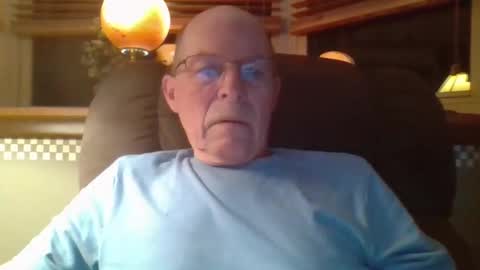 Snapshot of aguynrkfrd chatting on 9, 10, 2025 aguynrkfrd online show from 9, 10, 2025