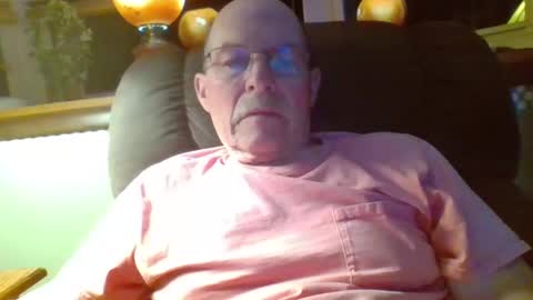 Snapshot of aguynrkfrd chatting on 8, 11, 2025 aguynrkfrd online show from 8, 11, 2025