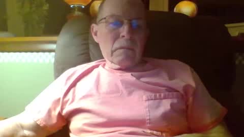 Snapshot of aguynrkfrd chatting on 14, 11, 2025 aguynrkfrd online show from 14, 11, 2025