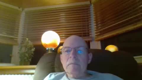 aguynrkfrd online show from 23, 12, 2025