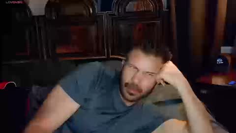 Blue Eyed Handsome Man online show from 18, 3, 2026