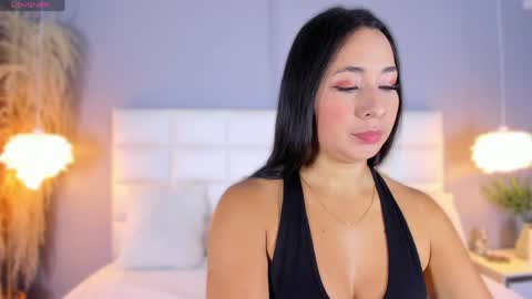 Snapshot of ahincale chatting on 15, 5, 2026 AHINOA online show from 15, 5, 2026