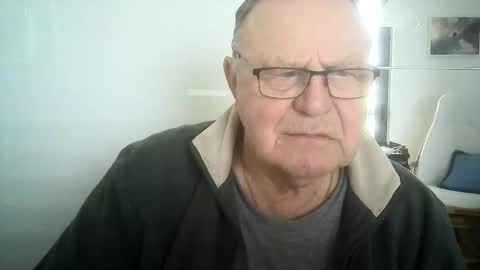 Snapshot of ahmole chatting on 4, 12, 2024 Ole online show from 4, 12, 2024