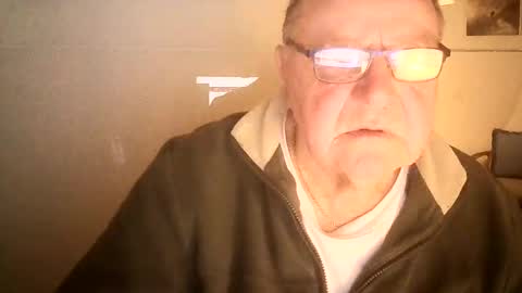 Snapshot of ahmole chatting on 12, 12, 2024 Ole online show from 12, 12, 2024