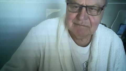 Snapshot of ahmole chatting on 22, 12, 2024 Ole online show from 22, 12, 2024