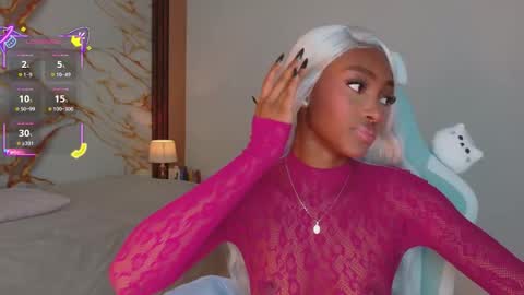 Ahvi Ebony online show from 29, 3, 2026