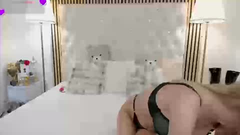 Snapshot of ai_bamby chatting on 13, 3, 2026 Sarah online show from 13, 3, 2026