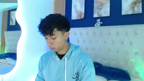 Snapshot of aiden_rivers_ chatting on 17, 4, 2026 Aiden online show from 17, 4, 2026