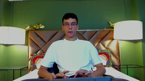 Snapshot of aiden_royce chatting on 29, 11, 2025 aiden_royce online show from 29, 11, 2025