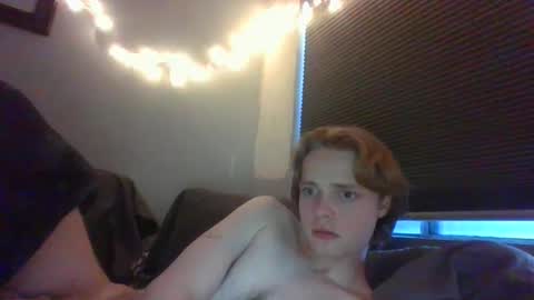 Snapshot of aidenisdunn chatting on 17, 12, 2024 aidenisdunn online show from 17, 12, 2024