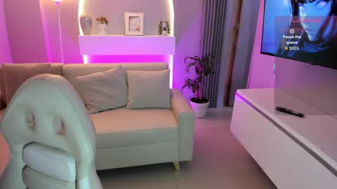 Snapshot of ailee_naughty chatting on 24, 2, 2026 online show from 24, 2, 2026