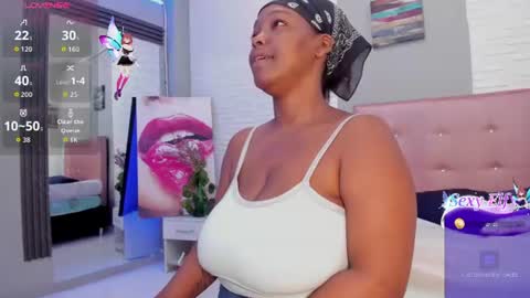 Snapshot of aileenkeys chatting on 3, 7, 2026 aileenkeys online show from 3, 7, 2026