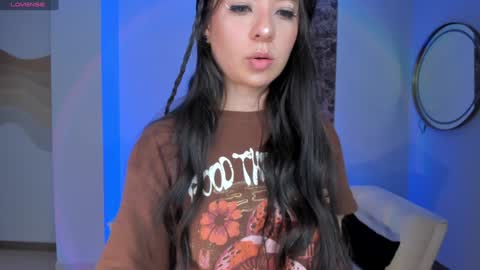  AILEEN VEGA  online show from 5, 2, 2025