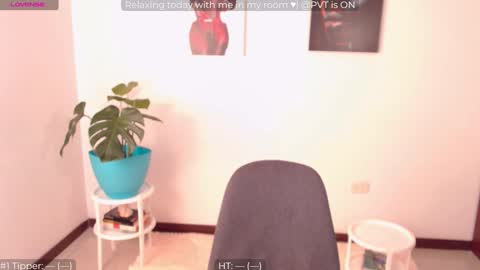 Snapshot of ailyn_ chatting on 7, 12, 2024 ailyn_ online show from 7, 12, 2024