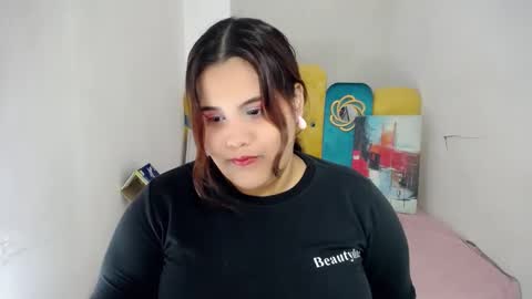 Snapshot of ailyn_rosendo chatting on 10, 1, 2025 ailyn_rosendo online show from 10, 1, 2025