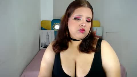 Snapshot of ailyn_rosendo chatting on 5, 2, 2025 ailyn_rosendo online show from 5, 2, 2025