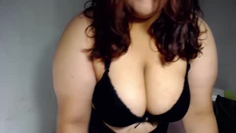 Snapshot of ailyn_rosendo chatting on 28, 2, 2025 ailyn_rosendo online show from 28, 2, 2025