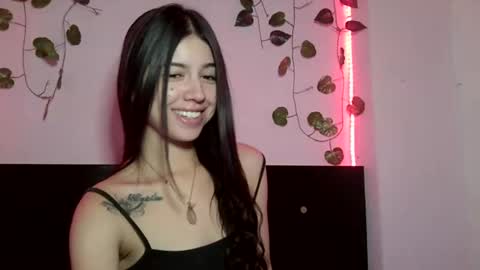 Snapshot of aine_ileana chatting on 13, 12, 2024 J online show from 13, 12, 2024