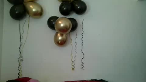 J  online show from 15, 4, 2026