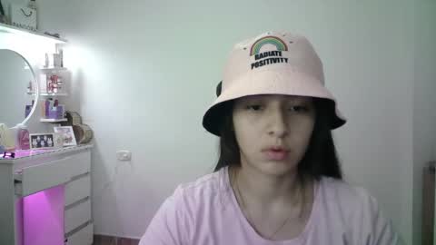 Snapshot of aineangeel chatting on 21, 4, 2026 AINE online show from 21, 4, 2026