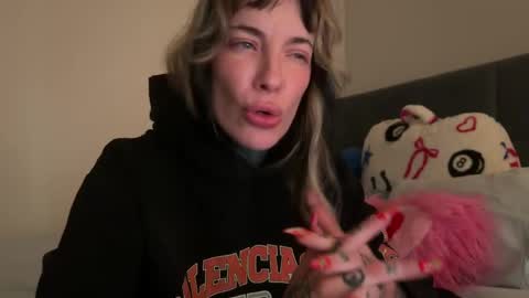 Airgead online show from 4, 4, 2026