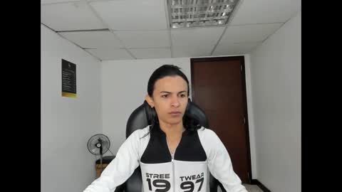 Snapshot of aisha_hotts777 chatting on 2, 2, 2026 Aisha online show from 2, 2, 2026