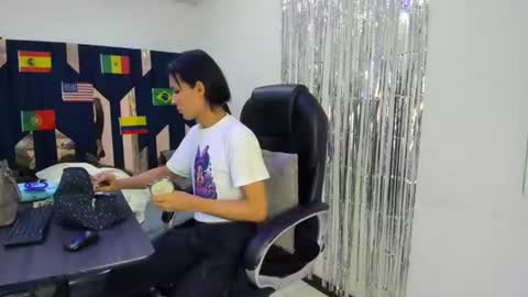 Snapshot of aisha_hotts777 chatting on 14, 6, 2026 Aisha online show from 14, 6, 2026