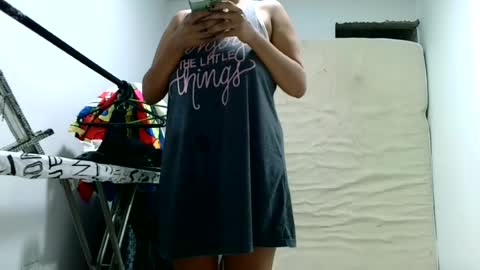 Snapshot of aisha_koswell3 chatting on 29, 5, 2026 aisha koswell3 online show from 29, 5, 2026